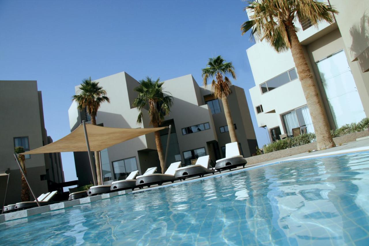 Sea Loft Villas Манама Екстериор снимка